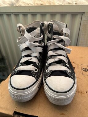 CHUCK TAYLOR ALL STAR LIFT PLATFORM SKETCH
